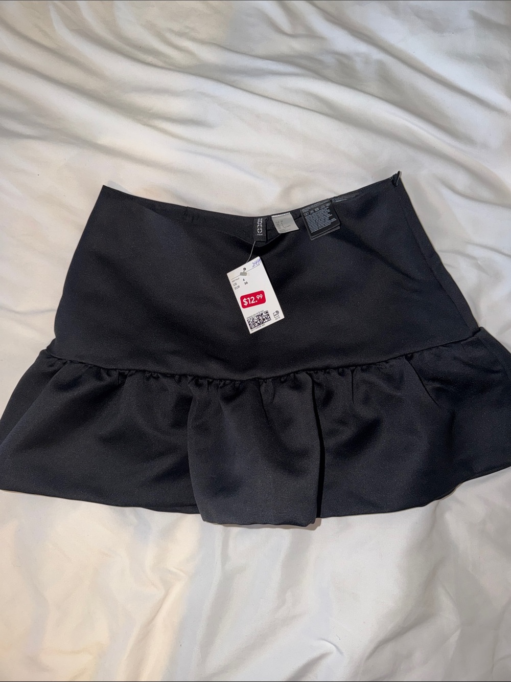 H&M Black Ruffle Mini Skirt